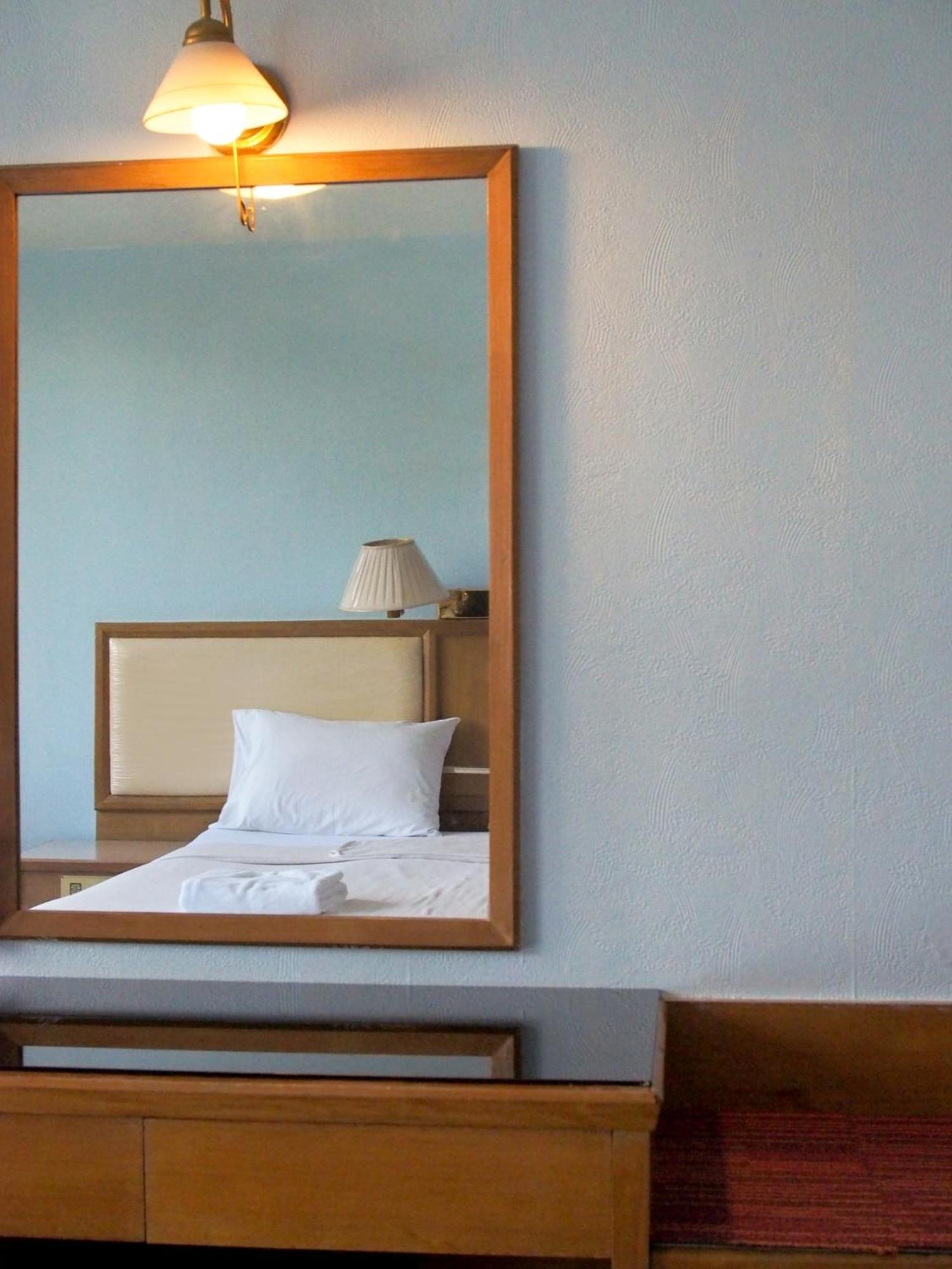 Wish Inn Chidlom - วิช อินน์ ชิดลม Makkasan Exterior photo